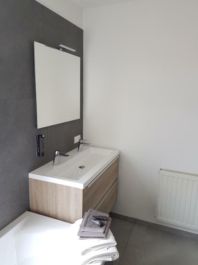 Bed And Breakfast Loft24 Heerlen Bagian luar foto