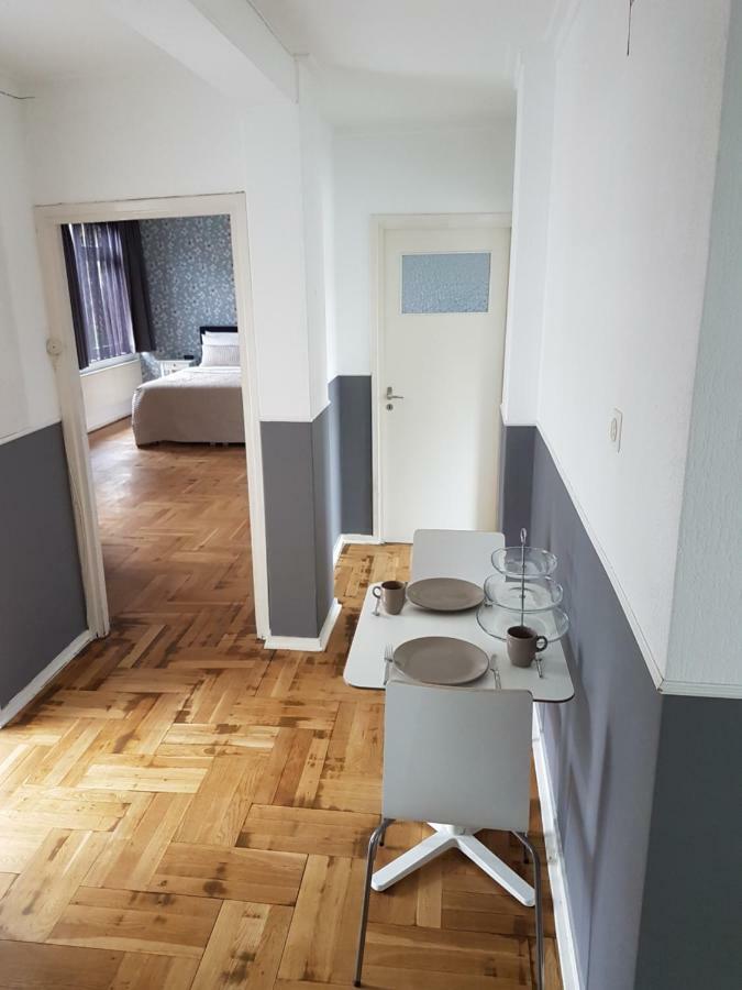 Bed And Breakfast Loft24 Heerlen Bagian luar foto