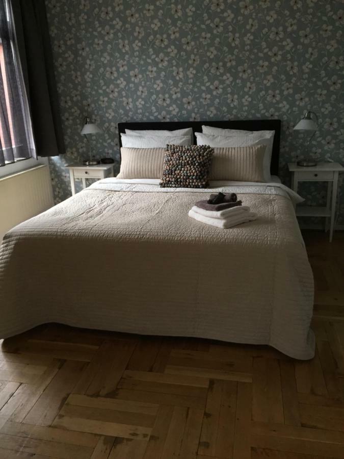 Bed And Breakfast Loft24 Heerlen Bagian luar foto